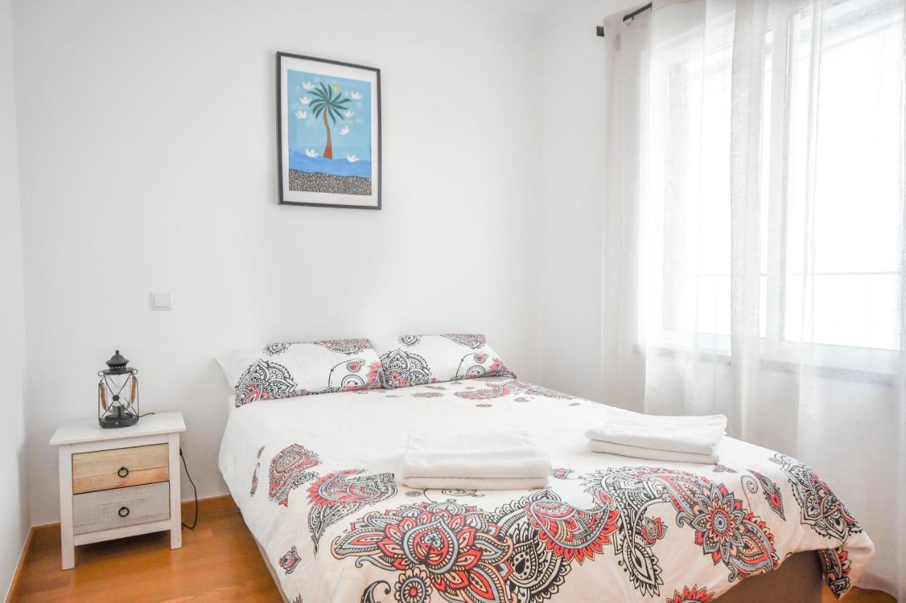 Spacious 3 Bedroom By The Beach Canico  Exterior photo